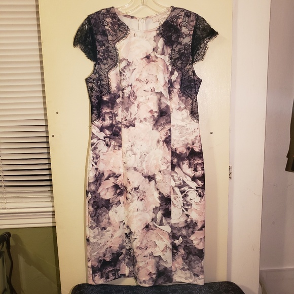 Beautiful Rose Print Dress - Picture 1 of 1